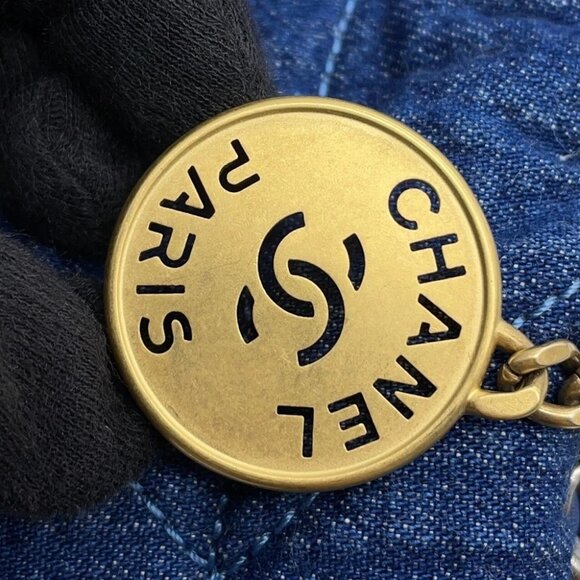 CHANEL CHANEL22 Handbag Size Mini Denim Blue - Picture 11 of 15